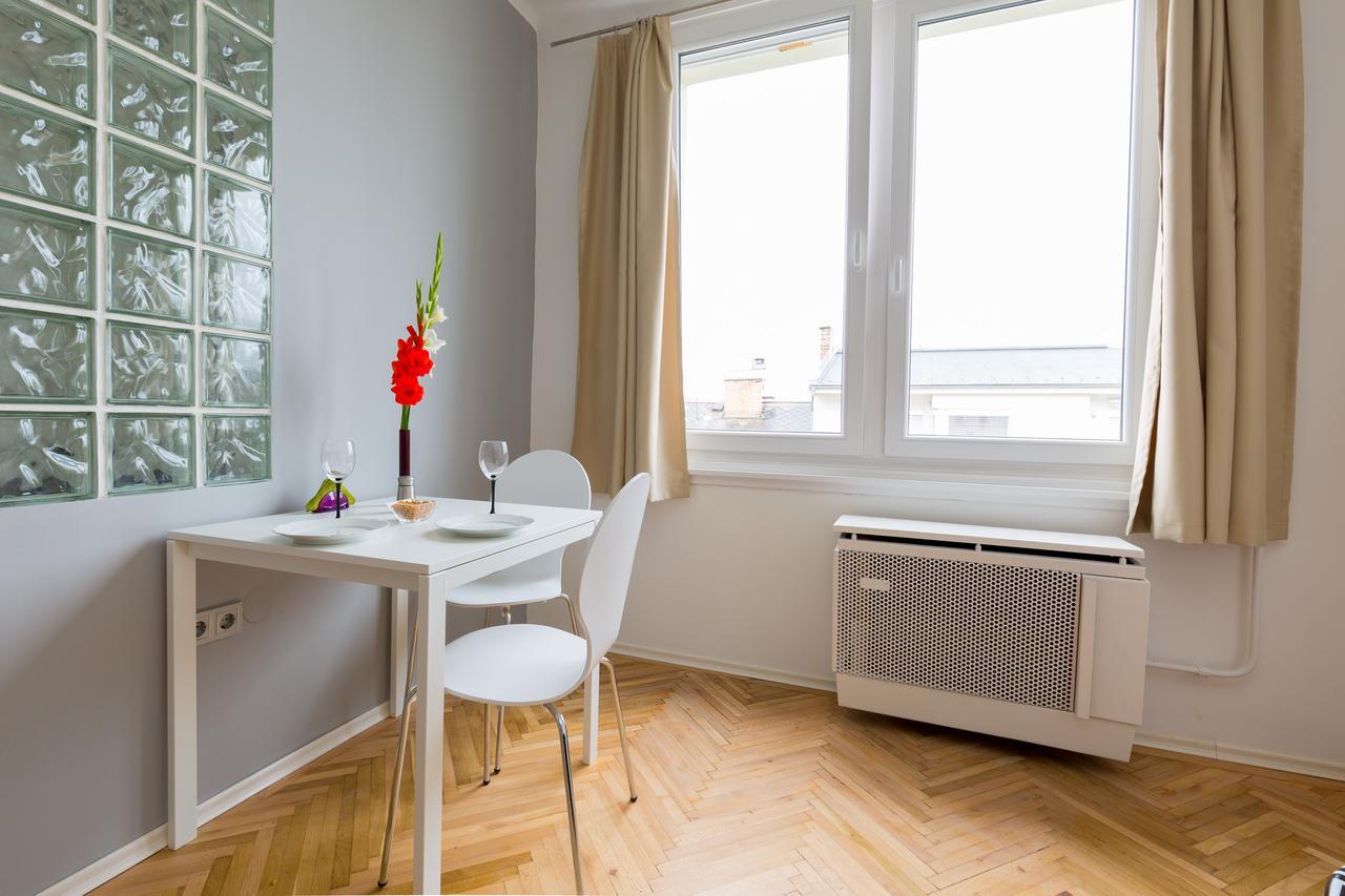 Pamka Place Apartment Budapest Luaran gambar