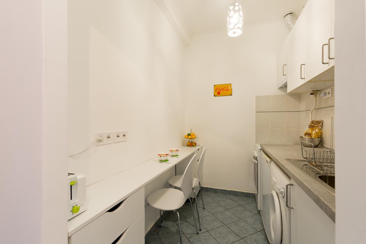 Pamka Place Apartment Budapest Luaran gambar